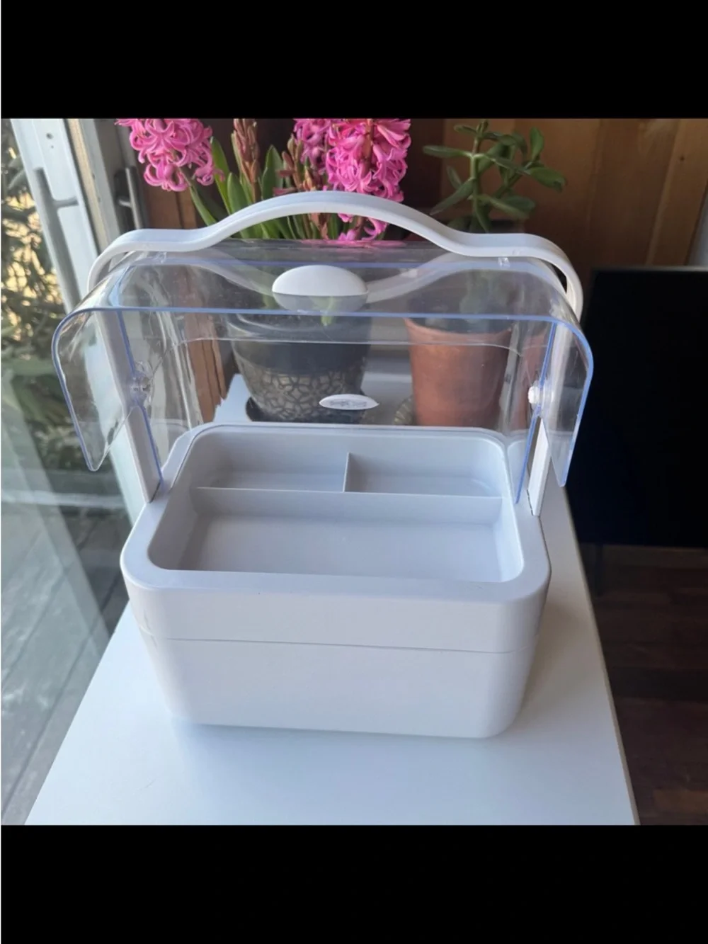 White Stackable Cosmetic & Jewelry Organizer with Clear Lid